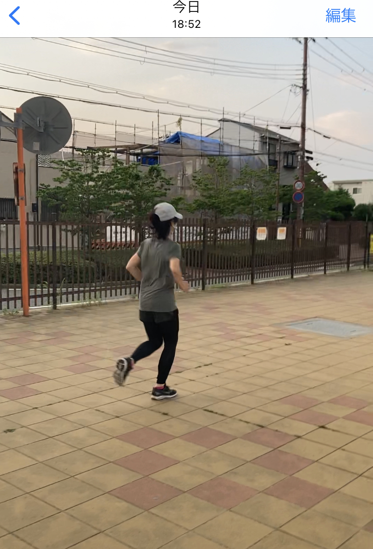 大阪と兵庫の県境の猪名川河川敷で初心者走り方ランニング教室を指導